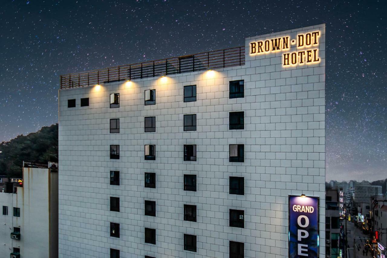 Brown-Dot Hotel Hadan Puszan Kültér fotó